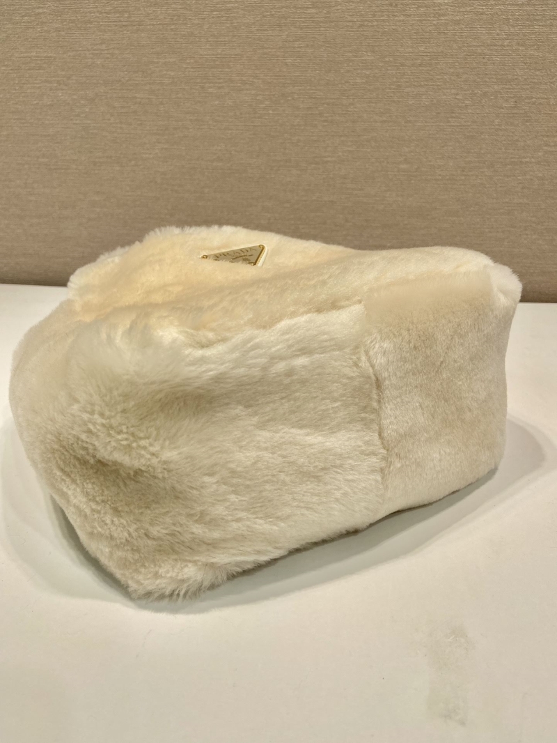 Pra*a bucket bags